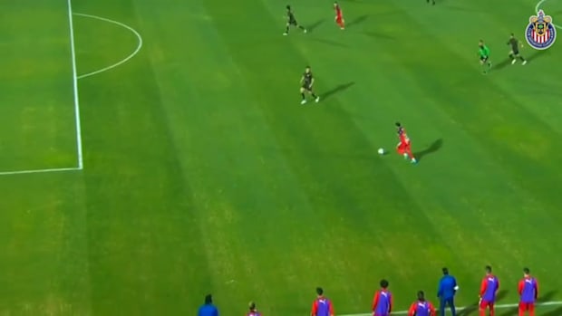 Alexis Vega's sensational curler against FC Juárez